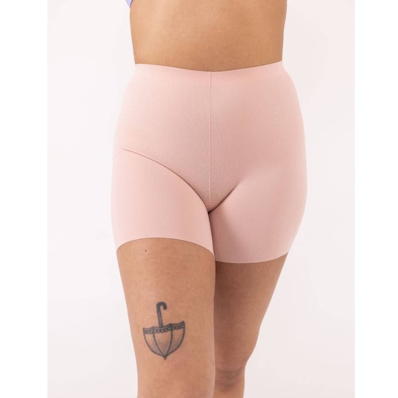 *SOLD* UNDERSTANCE | 5X Soft Contour High-Rise Bike Shorts | Small - Picture 5 of 10